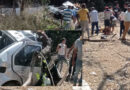 Lamentable accidente dejó dos muertos y un herido en vías de Hatonuevo Guajira, el carro en el que se movilizaban quedó partido con contra un árbol.